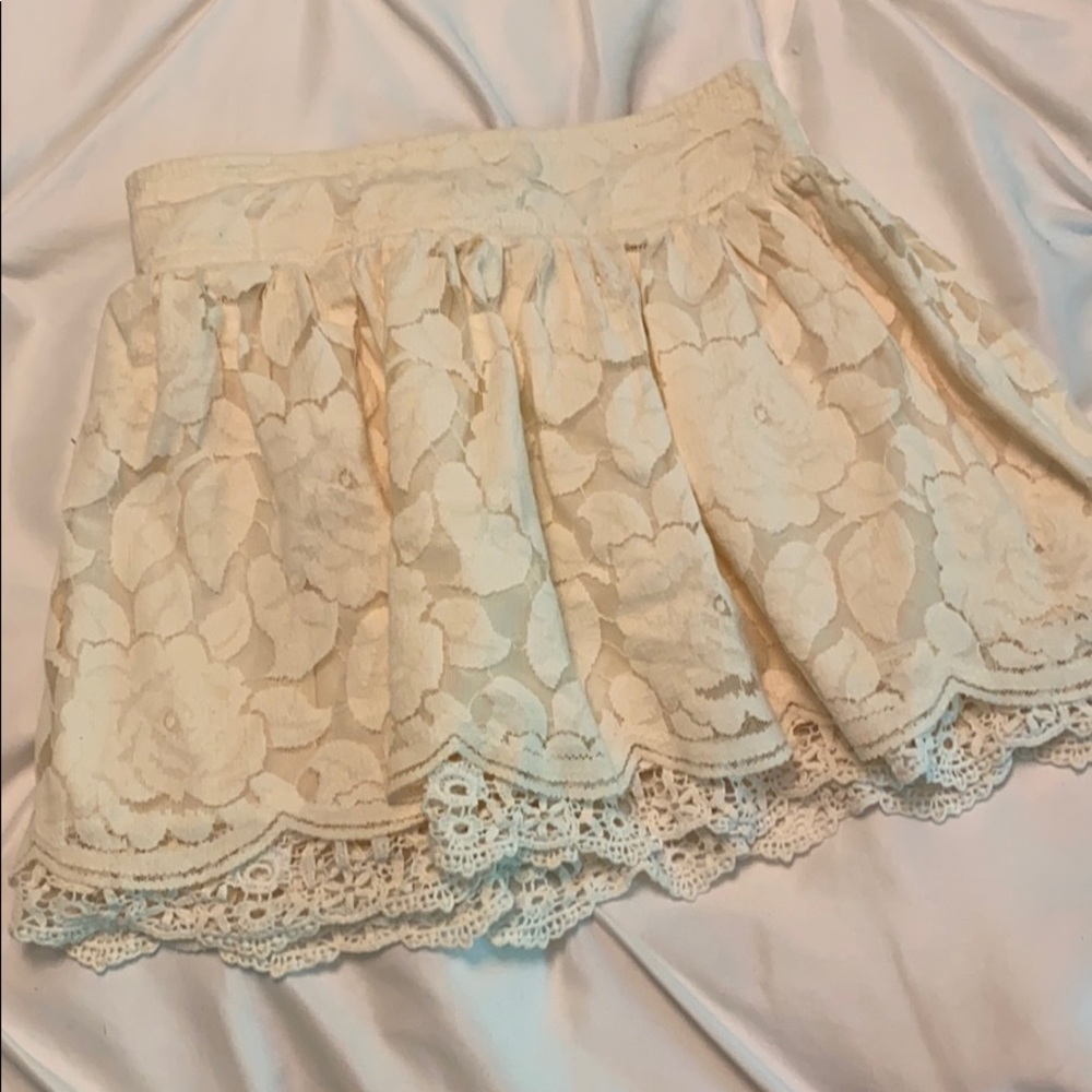 Ivory lace elastic waist skirt